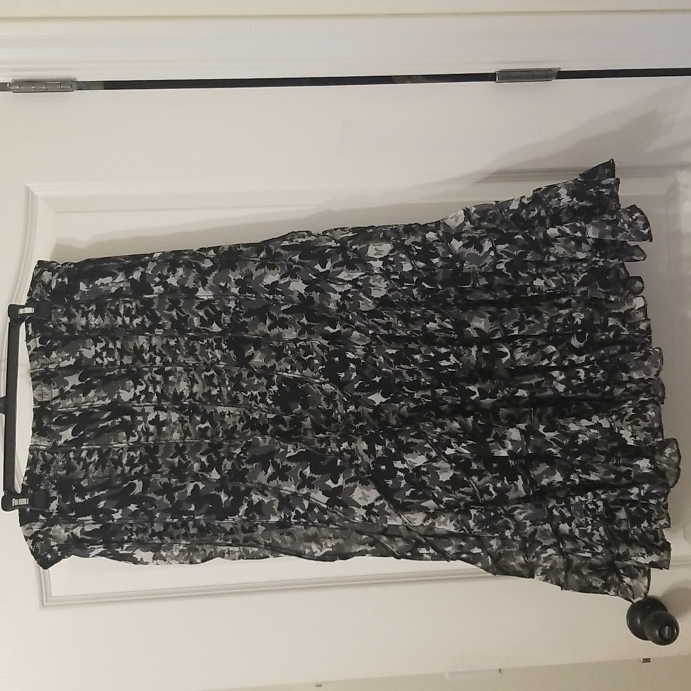 DIMRI Black Butterfly Pattern Lined Full Skirt with Flowy Ruffle Detail Size S - Picture 3 of 8